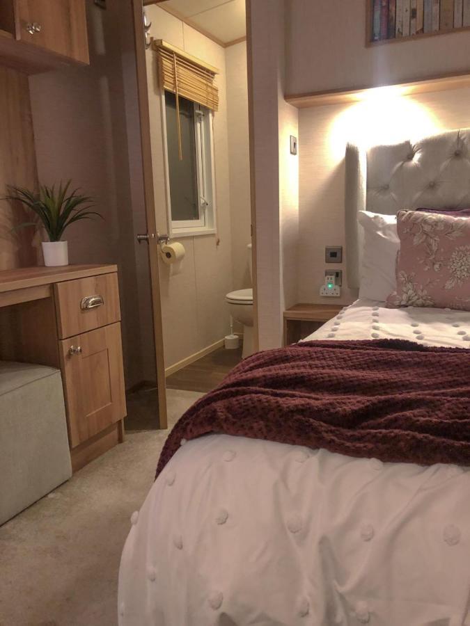Norfolk Caravan Staycation Pet Friendly Belton with Browston Esterno foto