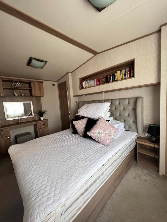 Norfolk Caravan Staycation Pet Friendly Belton with Browston Esterno foto