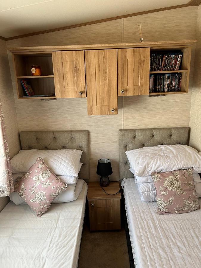 Norfolk Caravan Staycation Pet Friendly Belton with Browston Esterno foto