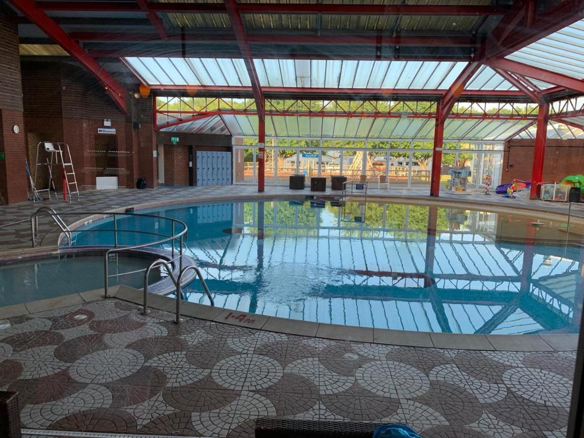 Norfolk Caravan Staycation Pet Friendly Belton with Browston Esterno foto